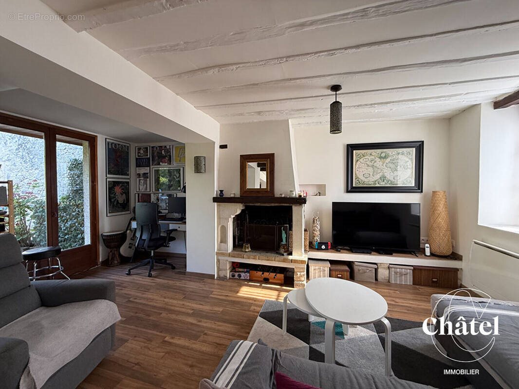 Maison à vendre, 102m², Aumont-en-Halatte