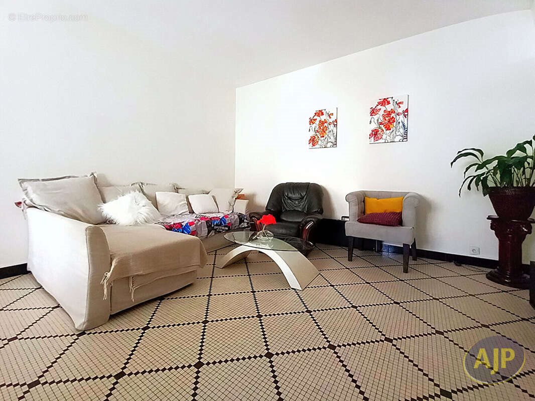 Maison à vendre, 173m², Lesparre-Médoc