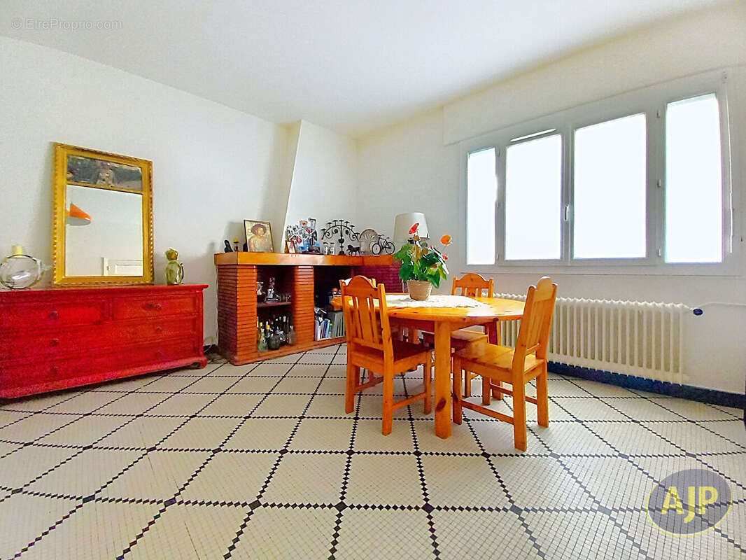 Maison à vendre, 173m², Lesparre-Médoc