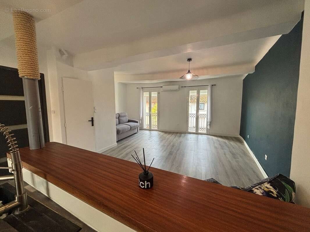 Appartement à vendre, 82m², Bages