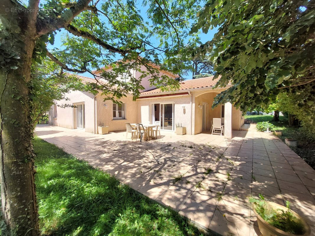 Maison à vendre, 175m², Gleizé