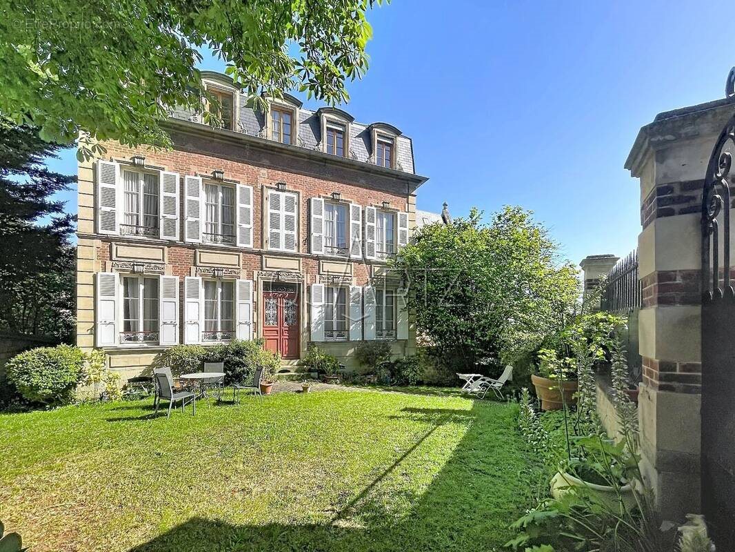 Maison à vendre, 231m², Pontoise