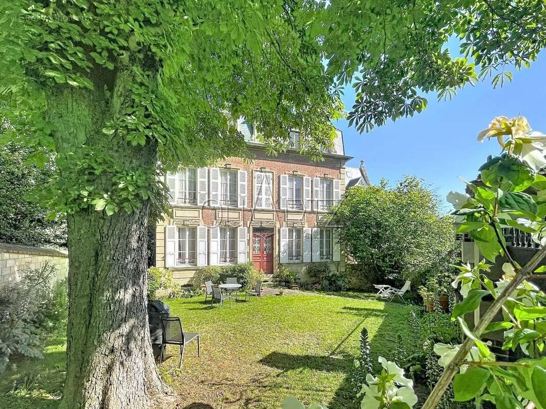 Maison à vendre, 231m², Pontoise