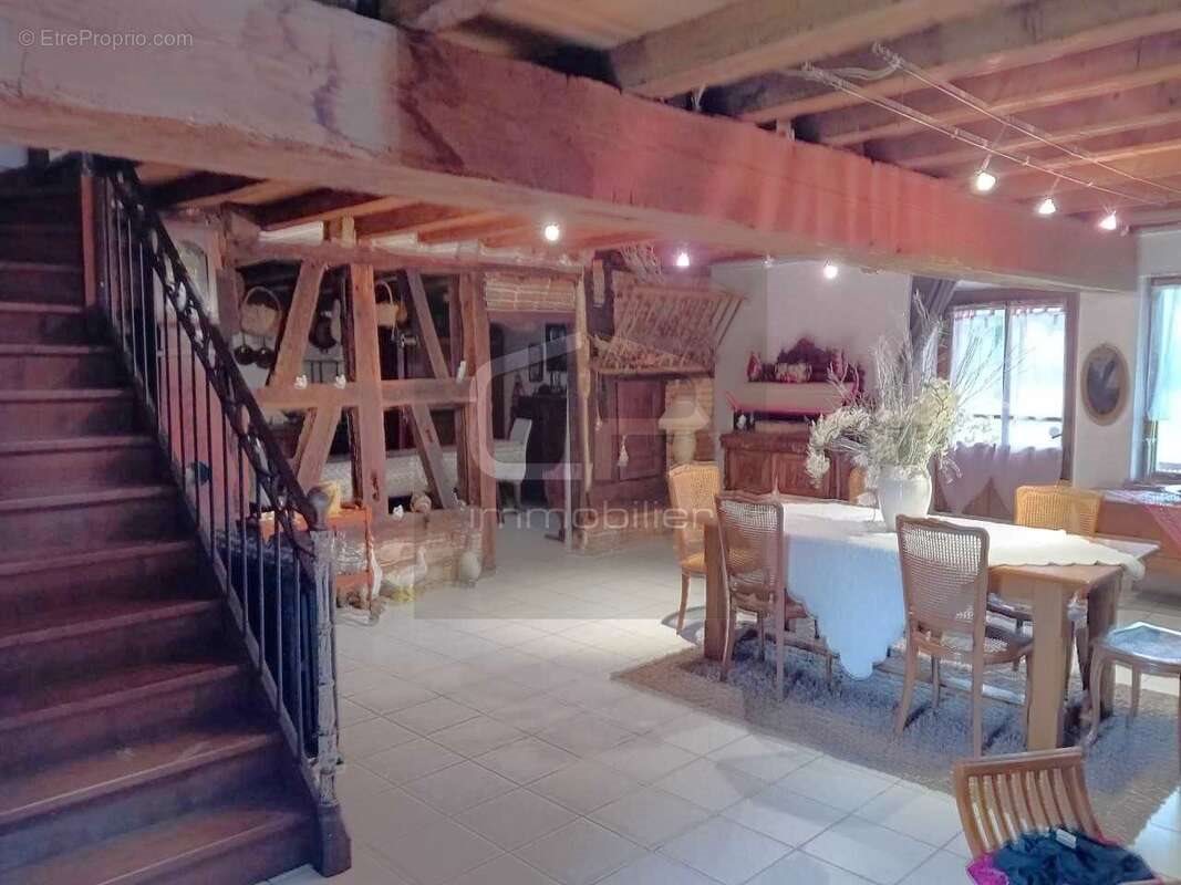 Maison à vendre, 203m², Le Miroir