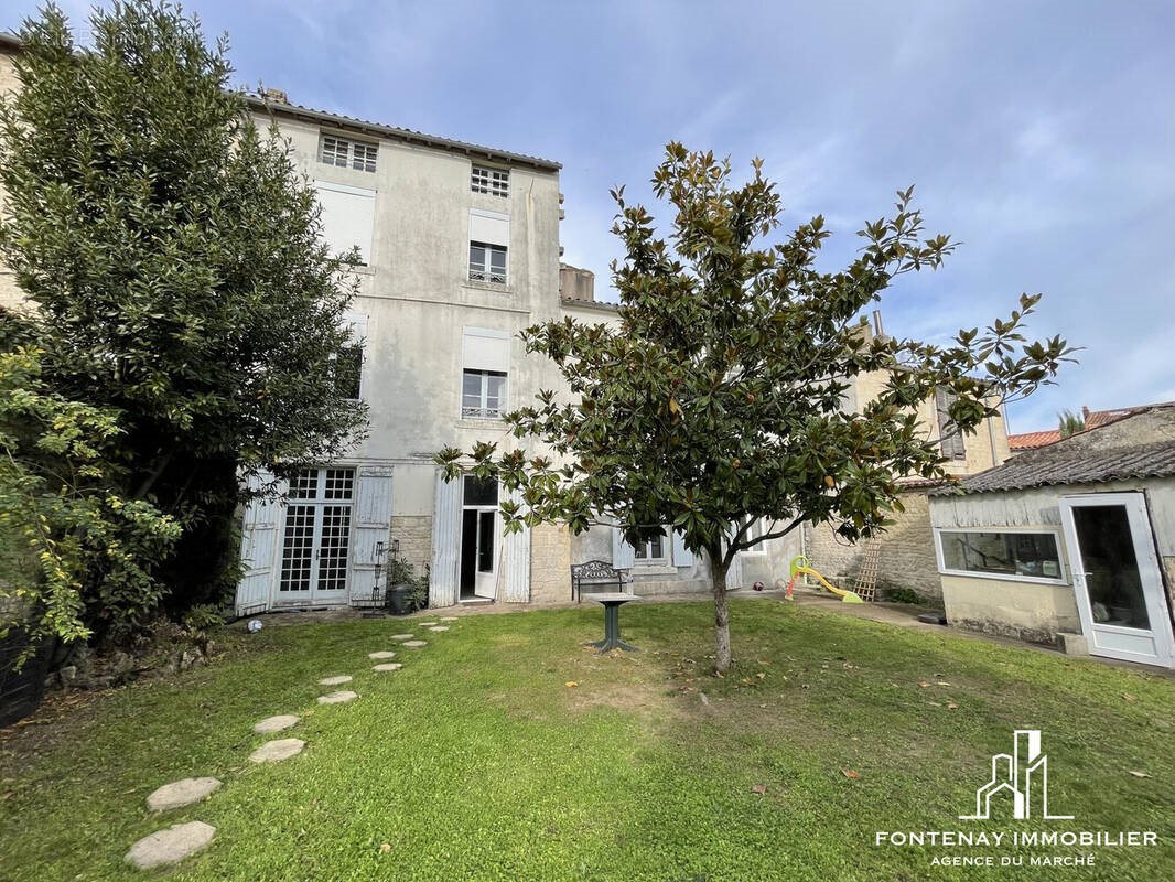 Maison à vendre, 298m², Fontenay-le-Comte