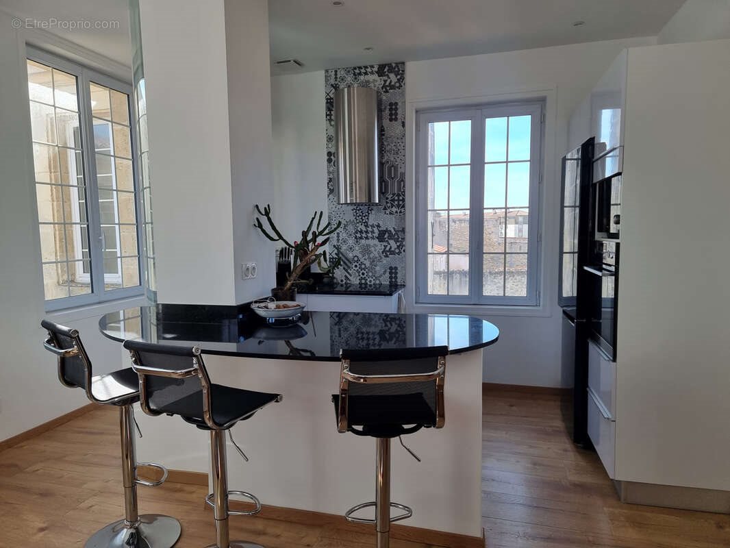 Appartement à vendre, 72m², Rochefort