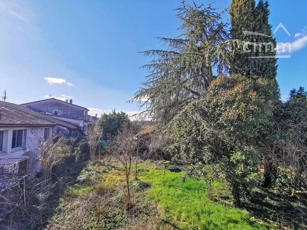 Maison à vendre, 368m², Lablachère