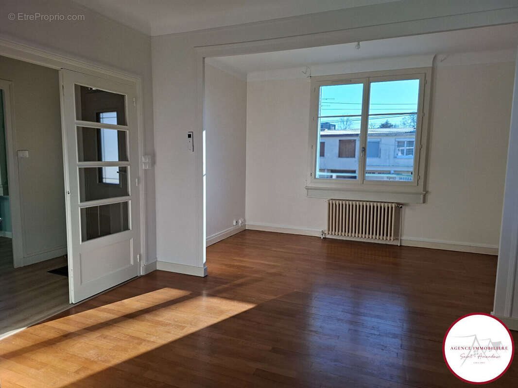 Maison à vendre, 128m², Saint-Amand-Montrond