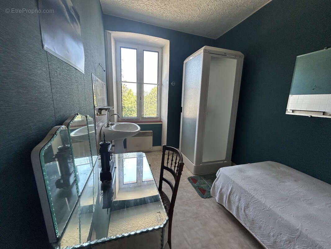 Maison à vendre, 80m², Pérols-sur-Vézère
