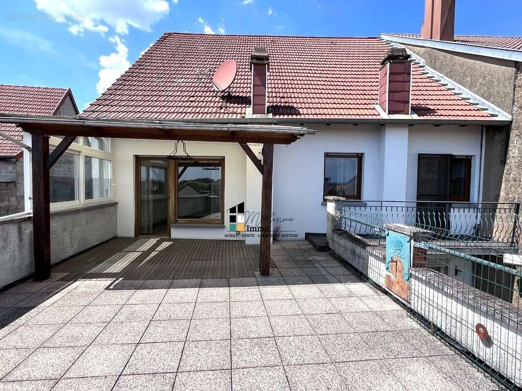 Maison à vendre, 171m², Hambach