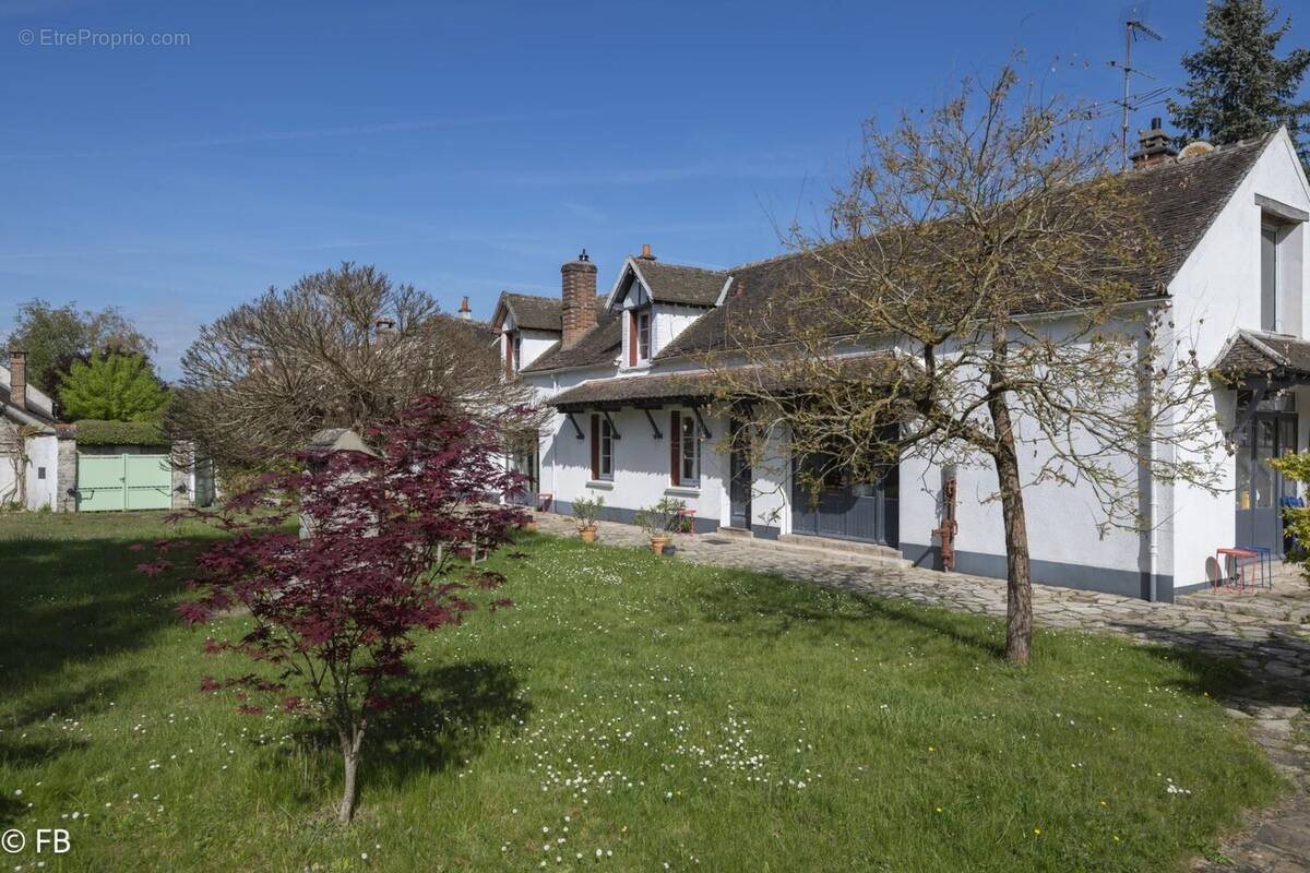 Maison à vendre, 216m², Le Vaudoué
