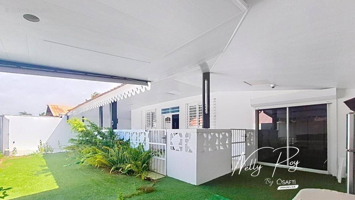 Maison à vendre, 159m², Kourou