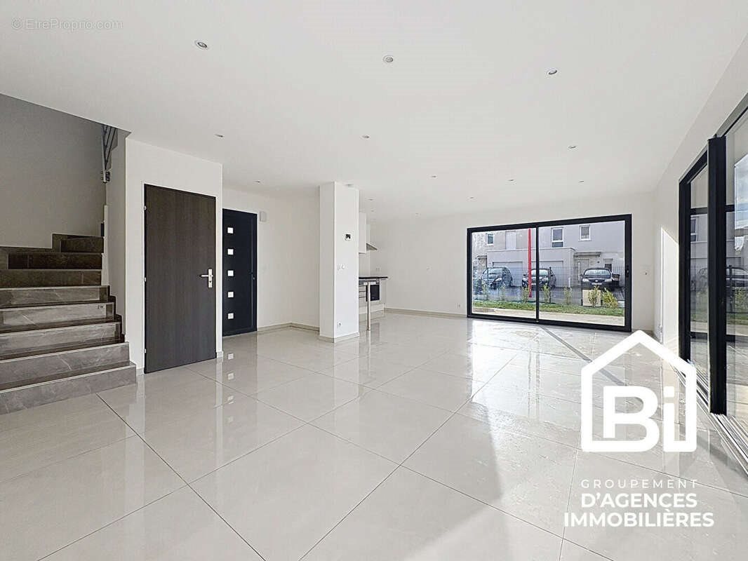 Maison à vendre, 124m², Argences