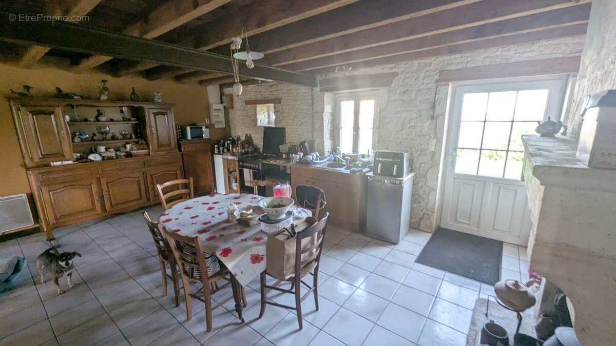 Maison à vendre, 148m², Le Vanneau-Irleau
