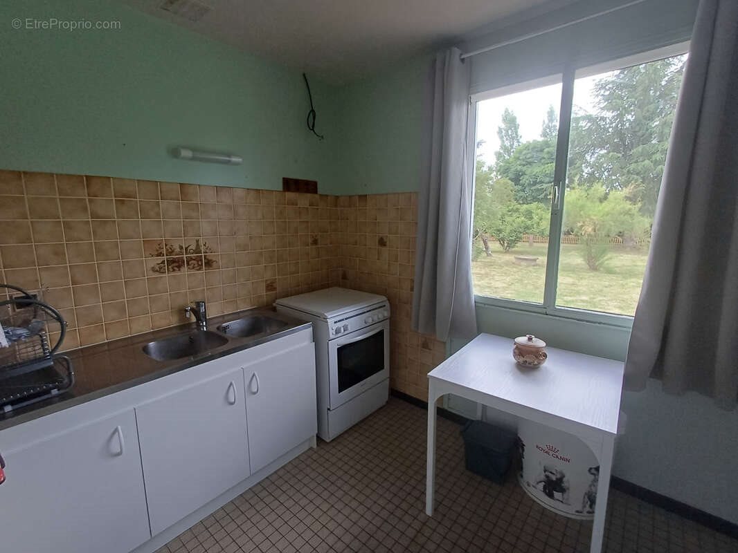 Maison à vendre, 94m², Saint-Pierre-d'Exideuil