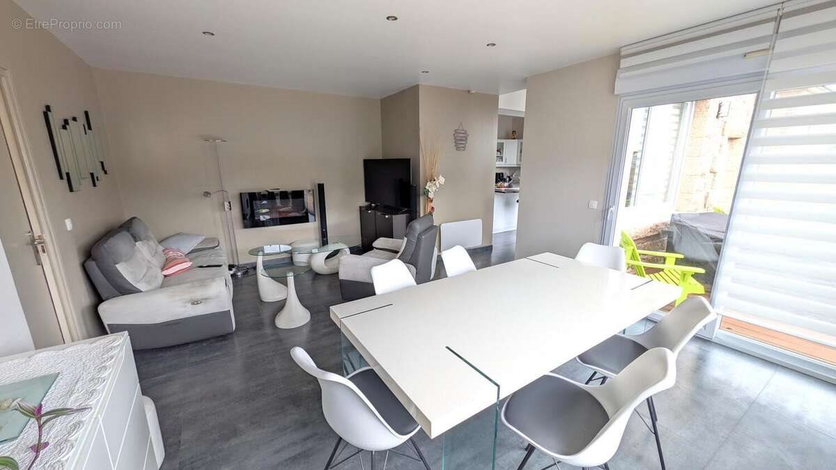Maison à vendre, 137m², Perros-Guirec