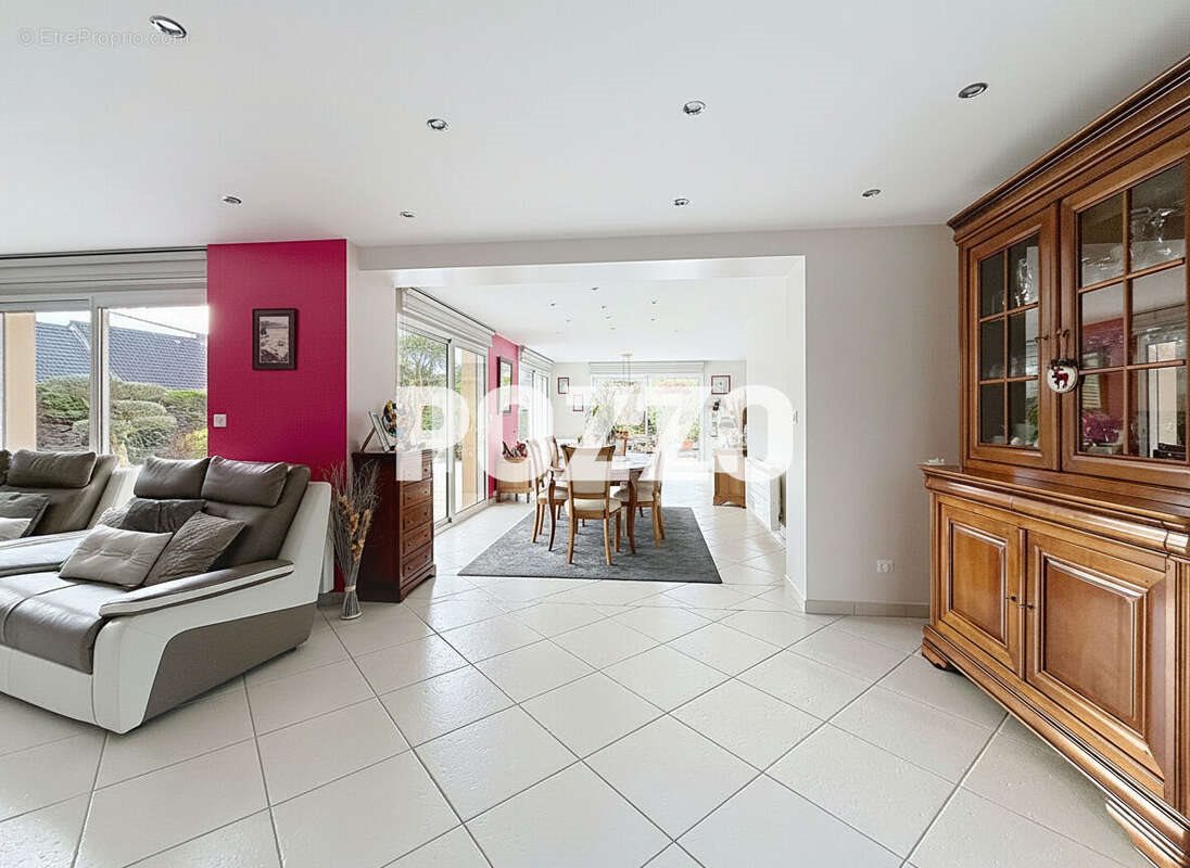 Maison à vendre, 176m², Montmartin-sur-Mer