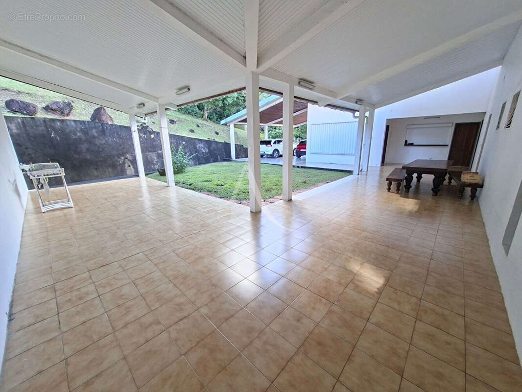 Maison à vendre, 303m², Fort-de-France