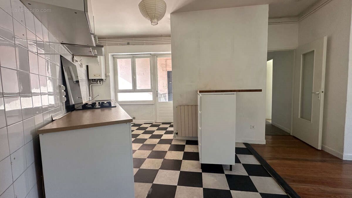 Appartement à vendre, 69m², Vienne