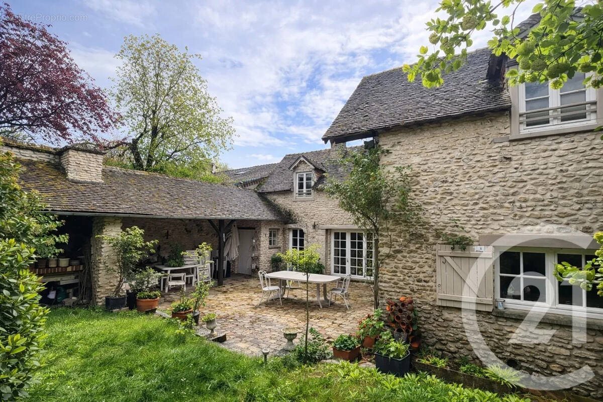 Maison à vendre, 230m², Berchères-sur-Vesgre