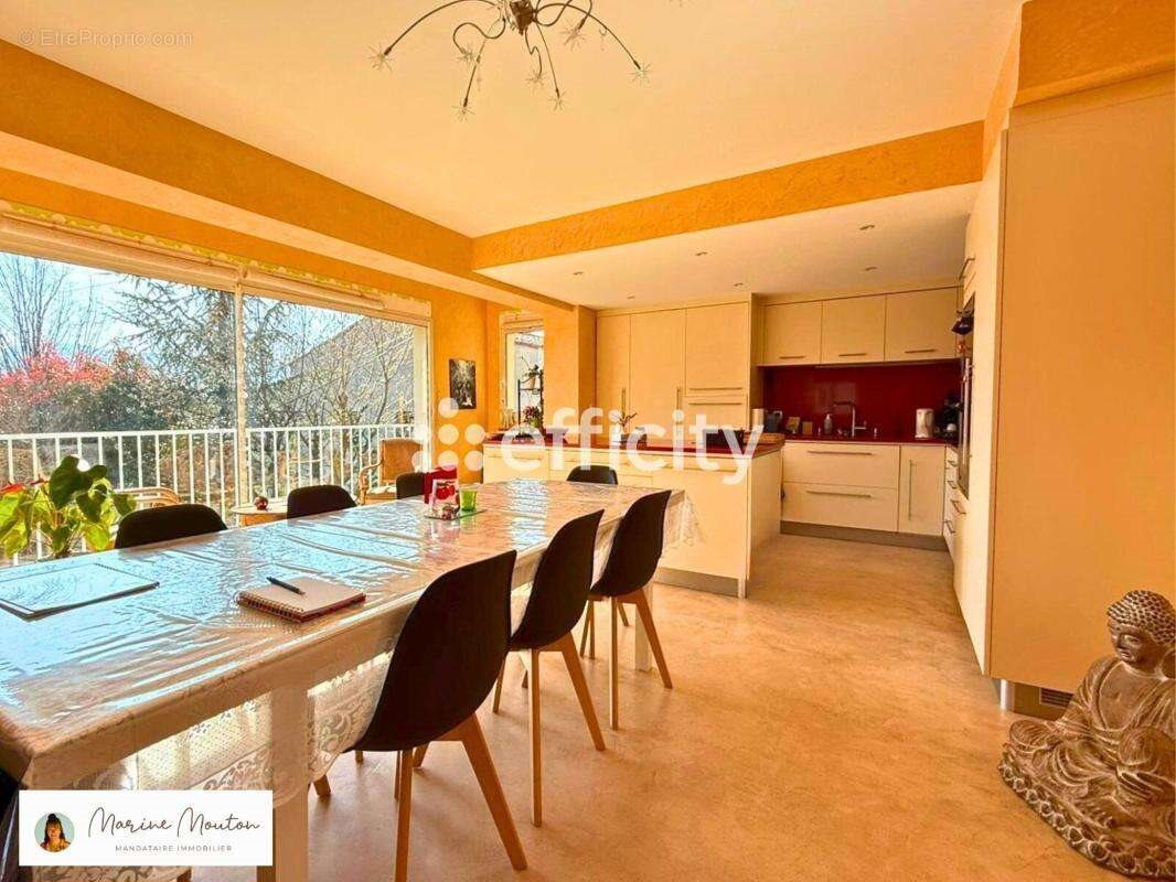 Maison à vendre, 174m², Privas