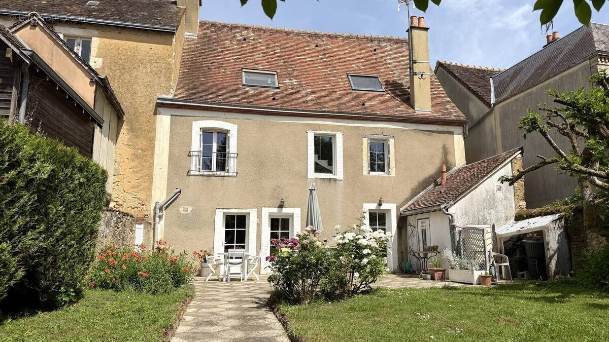 Maison à vendre, 123m², Tuffé