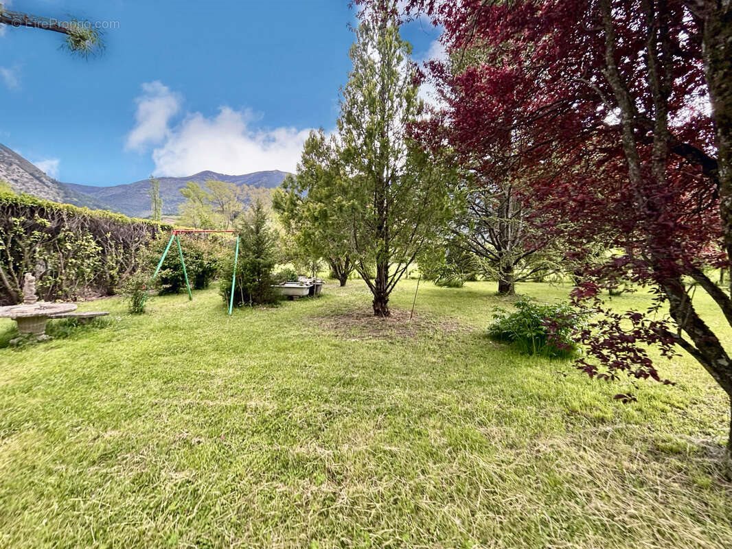 Maison à vendre, 204m², Savoillan