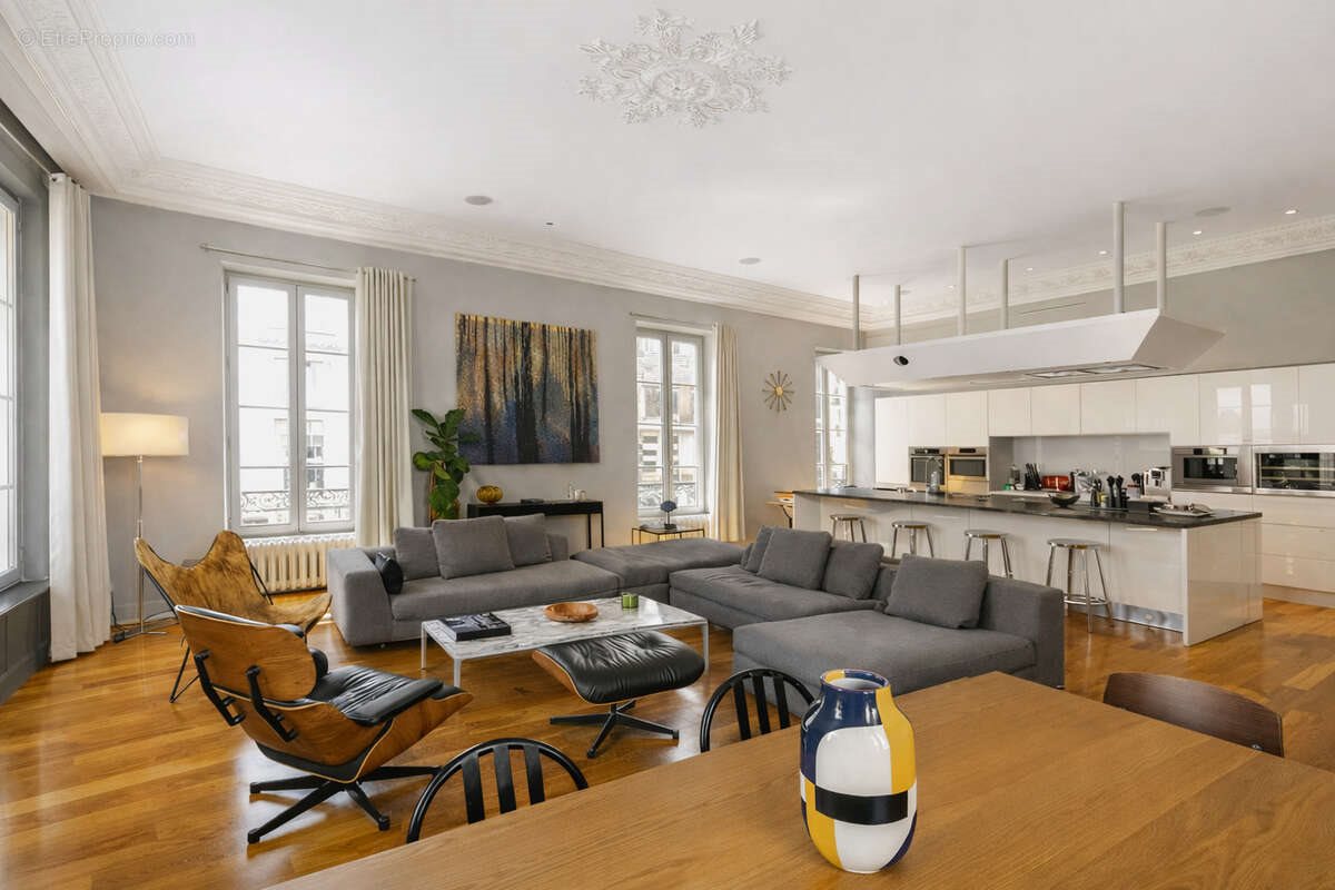 Appartement à vendre, 190m², Royat