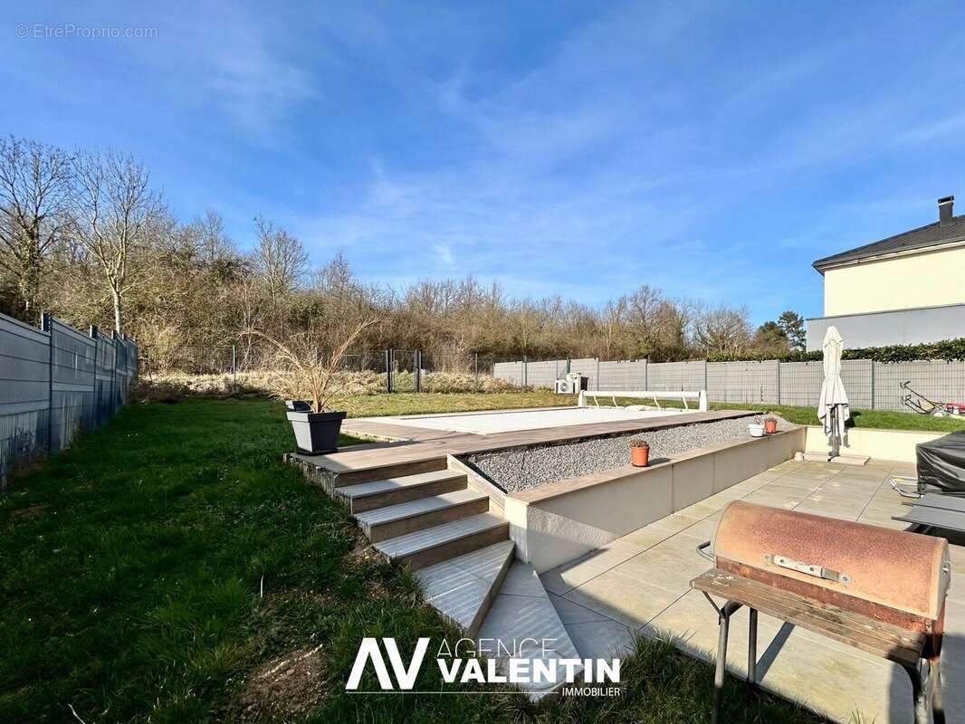 Maison à vendre, 160m², Marange-Silvange