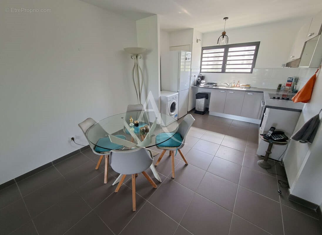 Appartement à vendre, 64m², Fort-de-France