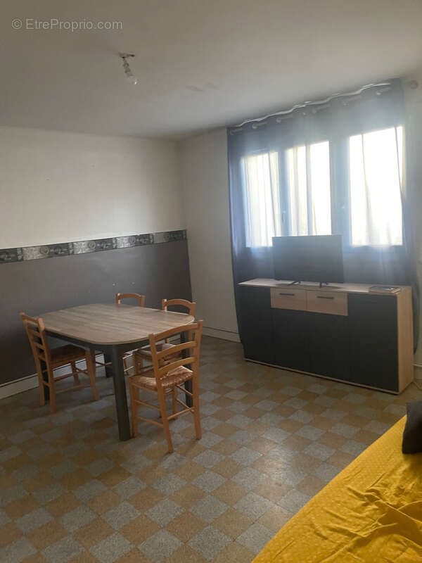 Appartement à vendre, 66m², Pont-Saint-Esprit