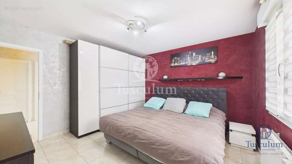 Maison à vendre, 151m², Elzange