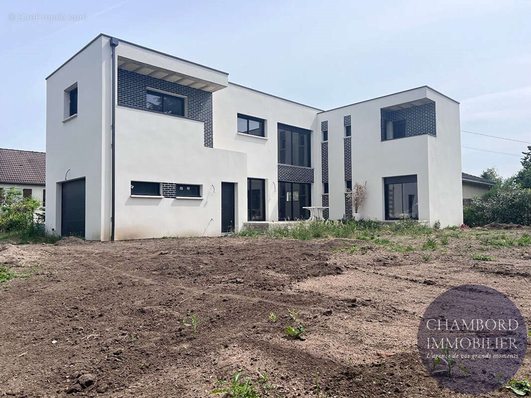 Maison à vendre, 185m², Olivet