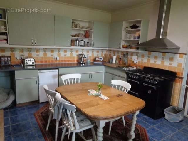 Maison à vendre, 235m², Brioux-sur-Boutonne