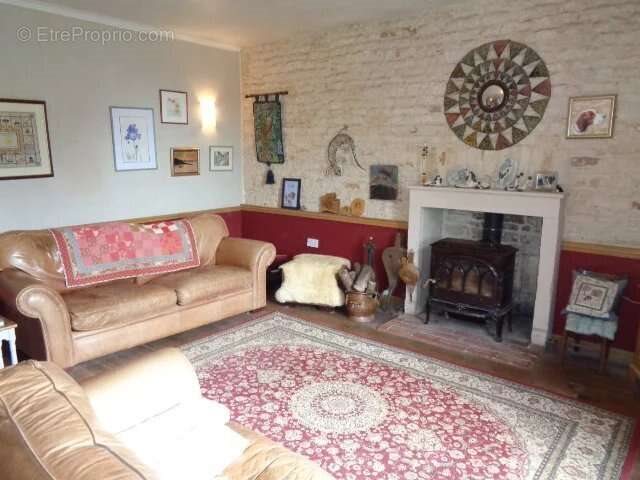 Maison à vendre, 235m², Brioux-sur-Boutonne