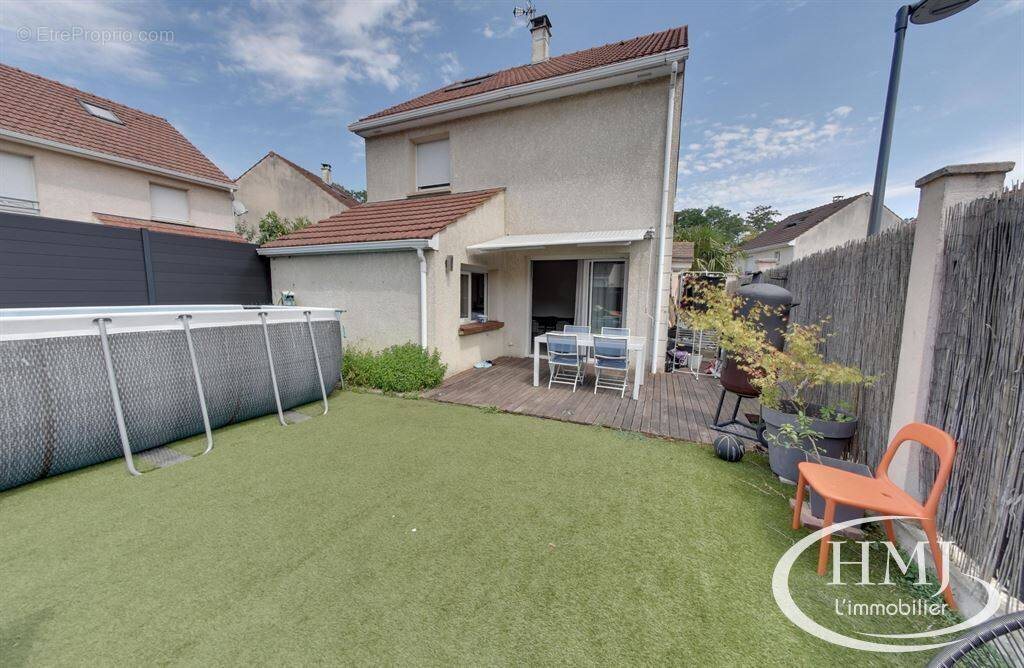 Maison à vendre, 96m², Lisses