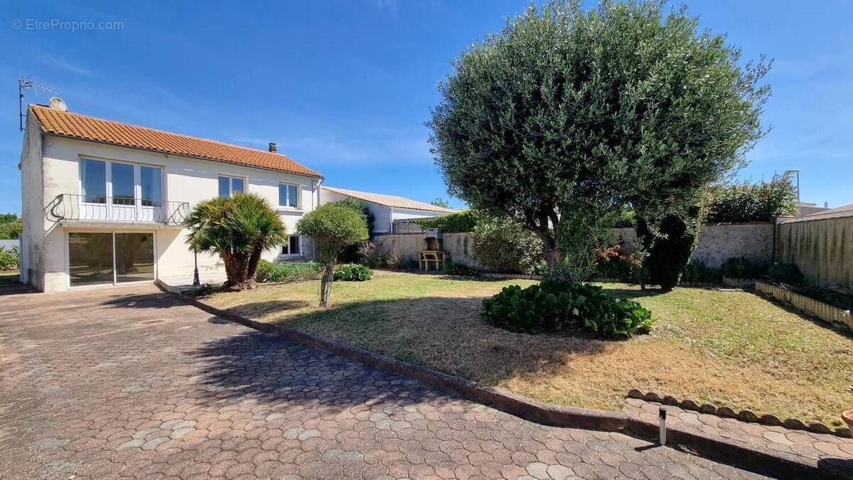 Maison à vendre, 81m², La Jarne