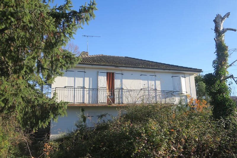Maison à vendre, 122m², Désertines