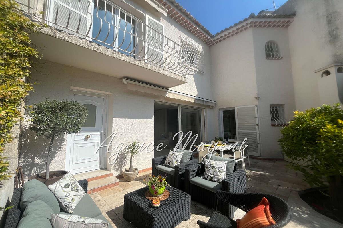 Maison à vendre, 121m², Cannes