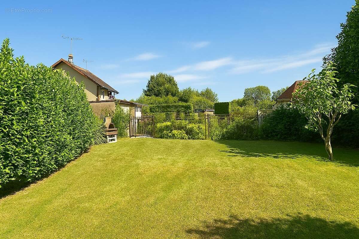Maison à vendre, 128m², Bornel