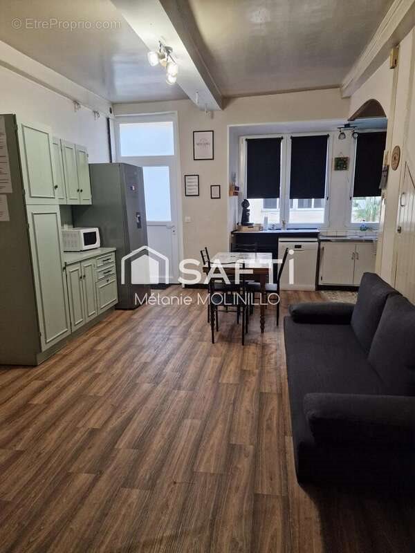 Maison à vendre, 204m², Stenay