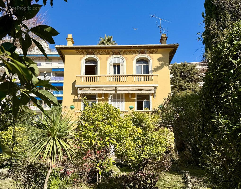 Maison à vendre, 244m², Le Cannet