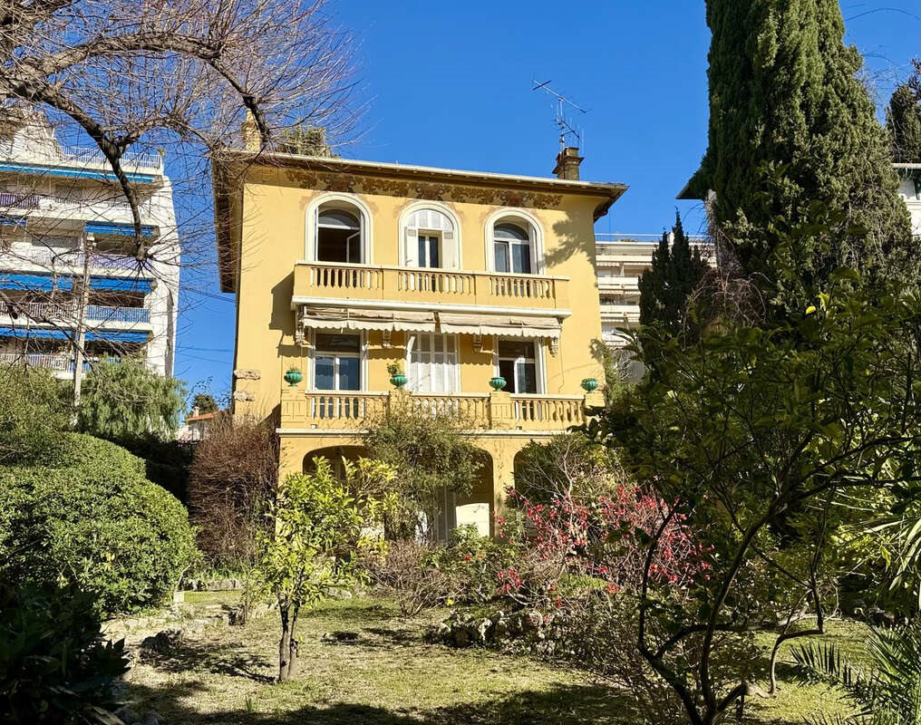 Maison à vendre, 244m², Le Cannet