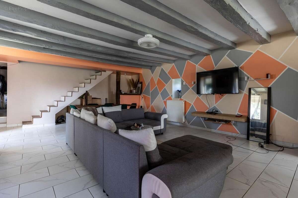 Maison à vendre, 188m², Saint-Sornin
