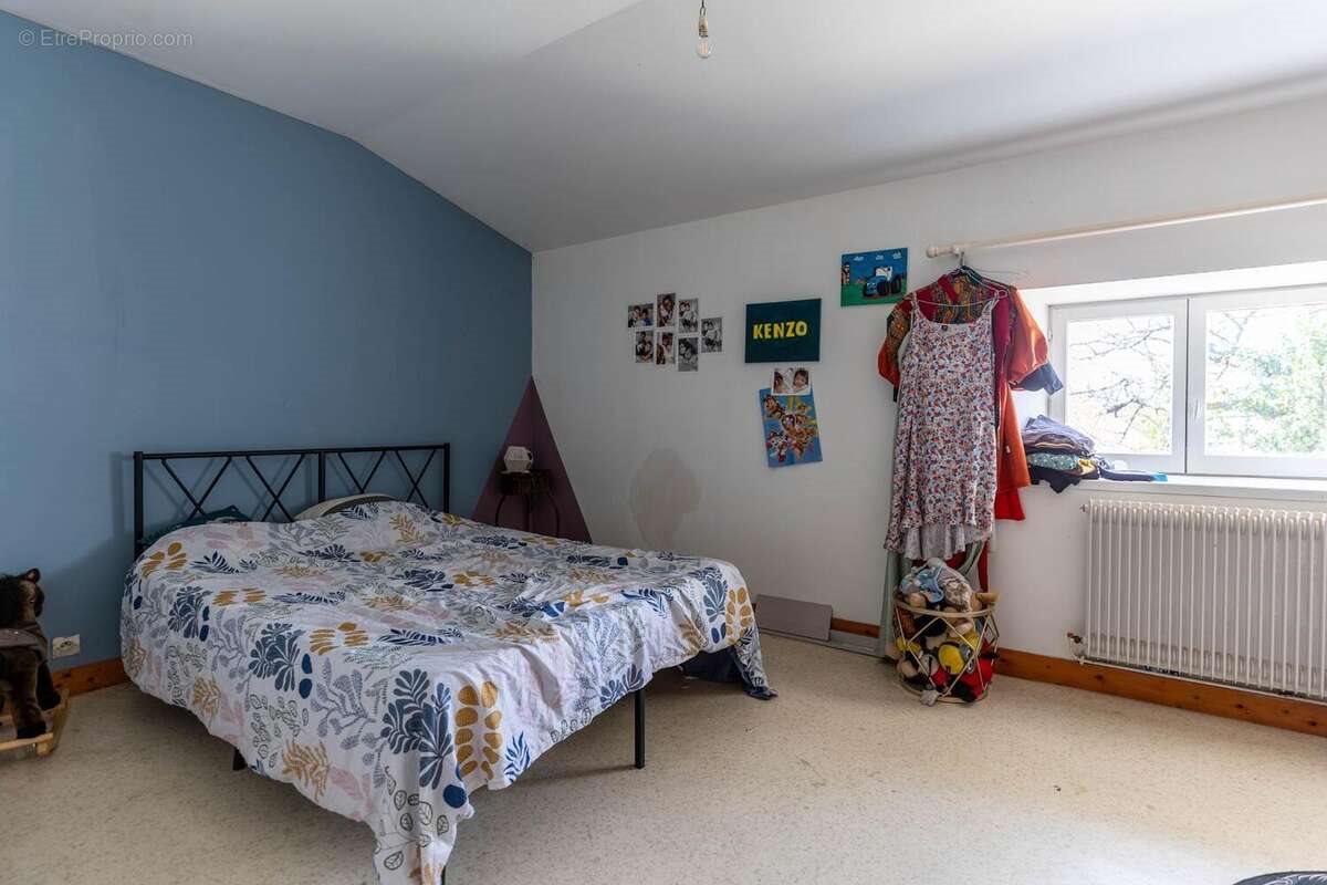 Maison à vendre, 188m², Saint-Sornin