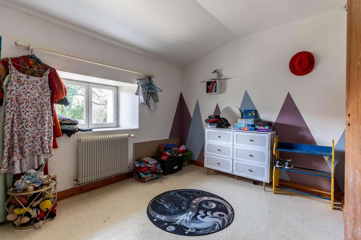 Maison à vendre, 188m², Saint-Sornin
