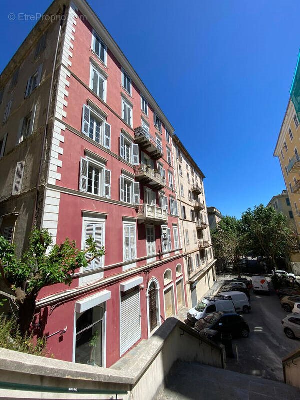 Appartement à vendre, 64m², Bastia