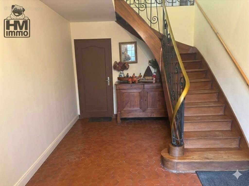 Maison à vendre, 164m², La Geneytouse
