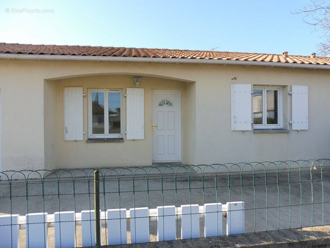 Maison à vendre, 88m², Aiffres