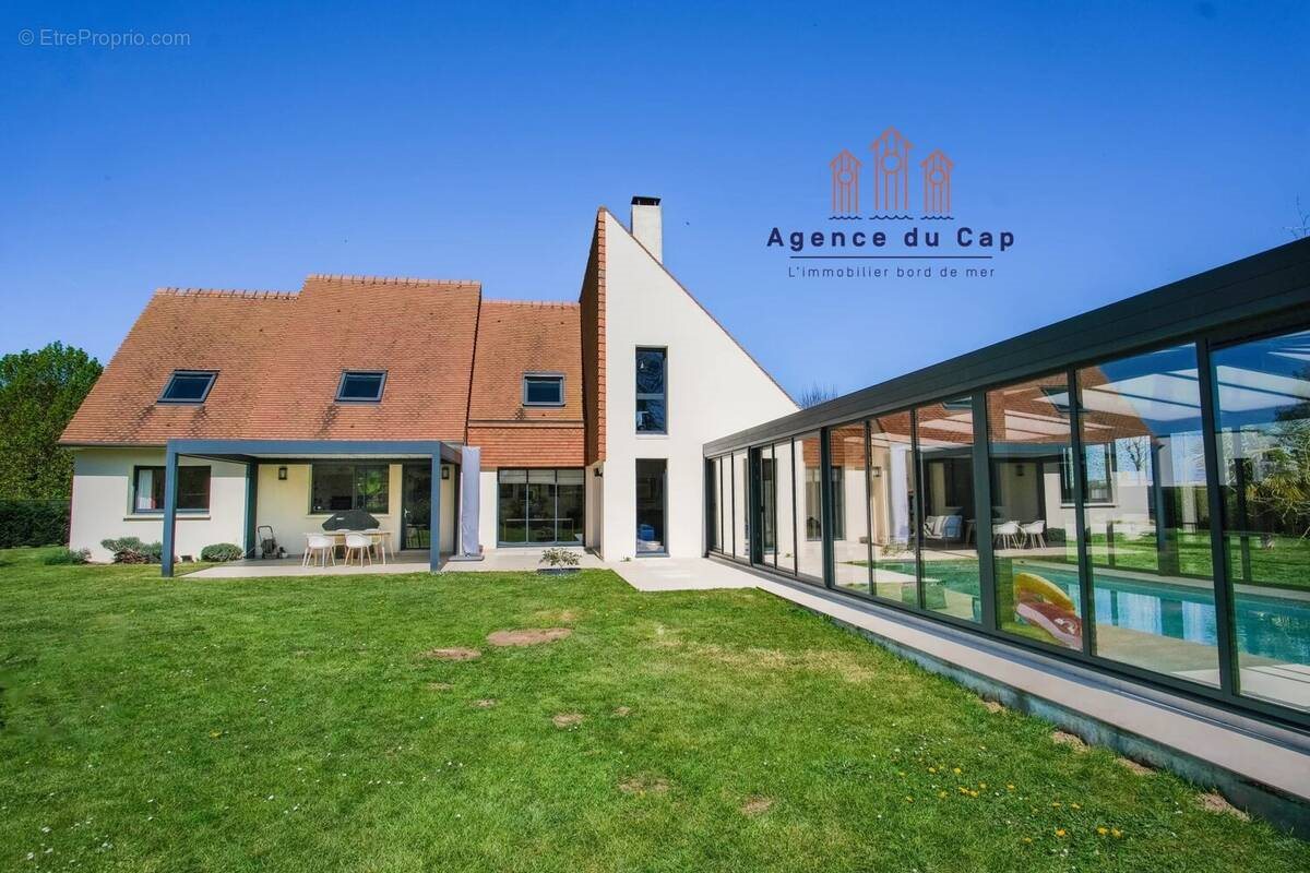 Maison à vendre, 280m², Biéville-Beuville